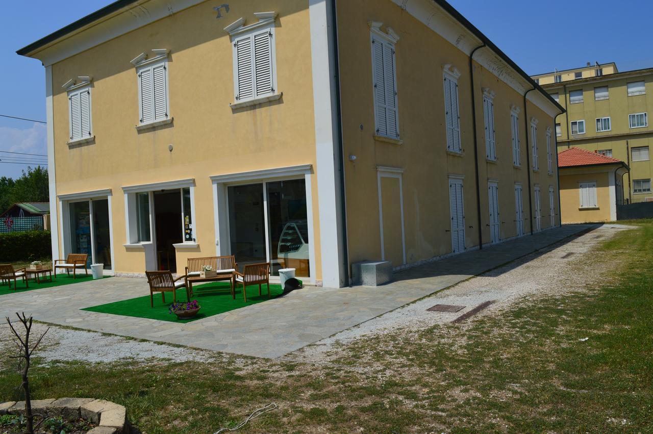 Residenza Villa Margherita ริมินี ภายนอก รูปภาพ