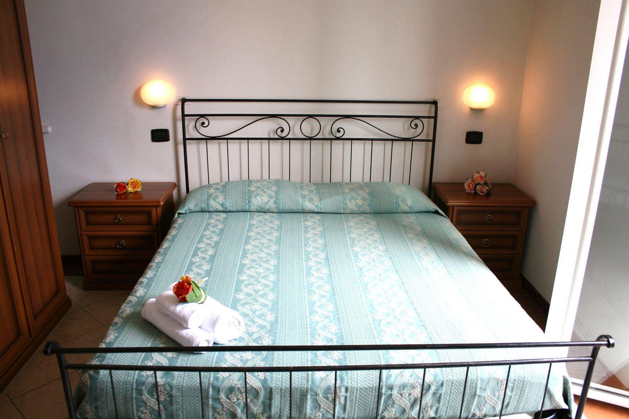 Residenza Villa Margherita ริมินี ภายนอก รูปภาพ